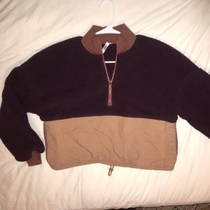 Fabletics Mallory Fleece Pullover Sweatshirt- Medium/Large